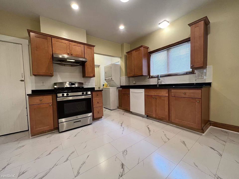36 kitchen 1
