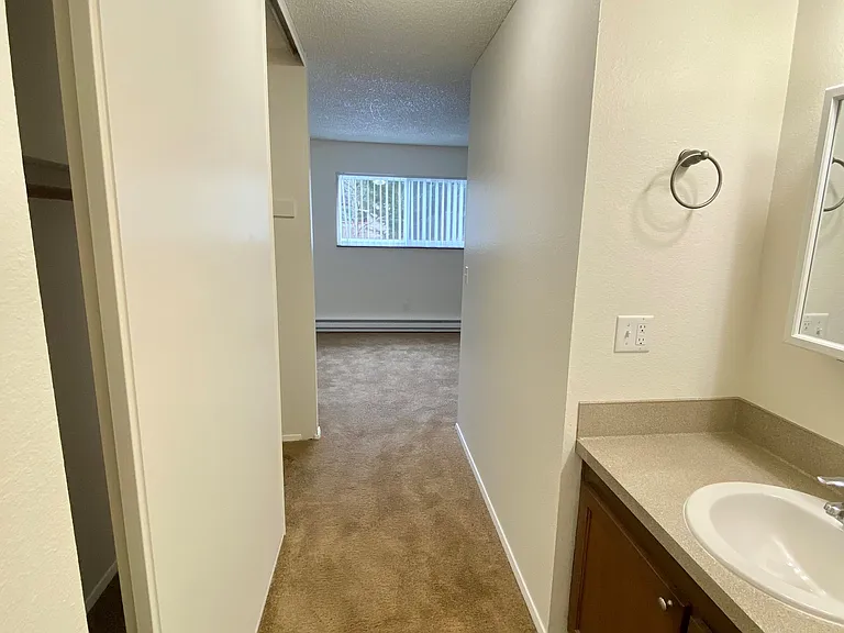 Gardenbrook Apartments — Photo 53