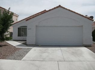 6517 Old Oxford Ave, Las Vegas, NV 89108