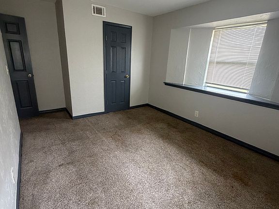 4th image of 745 NE 81st St