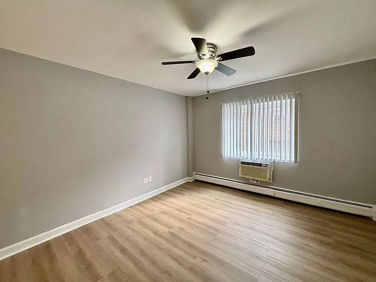 520 Rentals — Photo 60