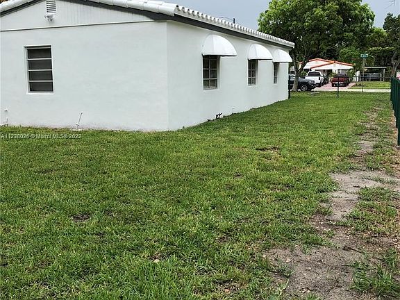 2nd image of 1501 NE 173rd St