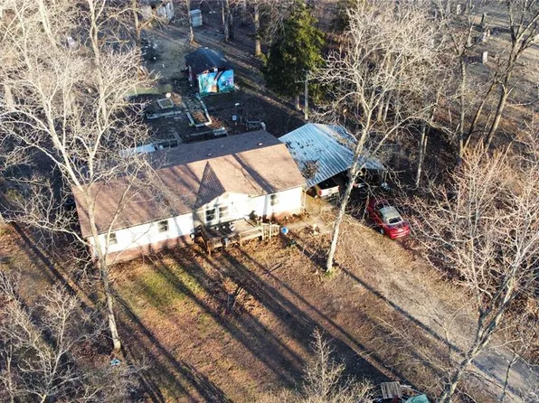 1920 State St, Montgomery City, MO 63361