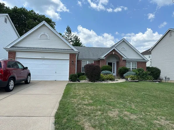 531 Kings Manor Dr, O'Fallon, MO 63368