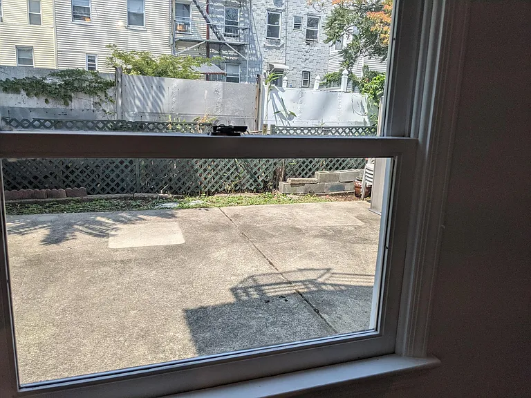 75 Webster Ave #1 — Photo 9
