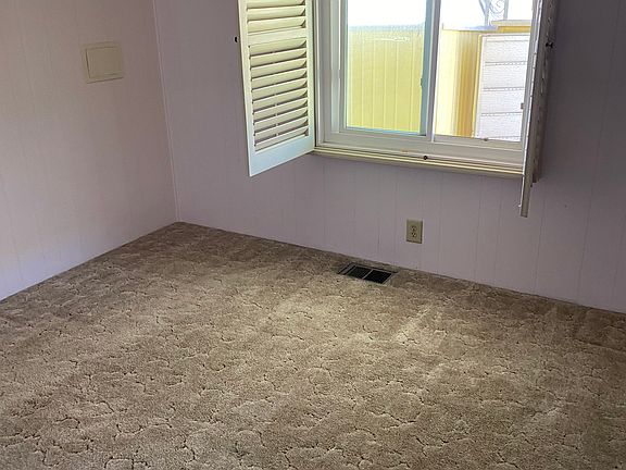 4th image of 30641 Palmetto Palm Ave