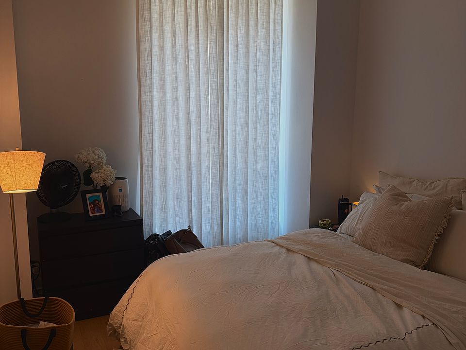 1st image of 225 W 28th St APT 7F