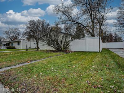 1592 Mollie St, Ypsilanti, MI, 48198