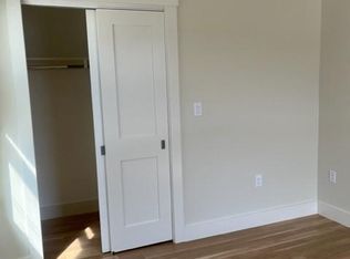 76 Garfield St APT 1, Cambridge, MA 02138