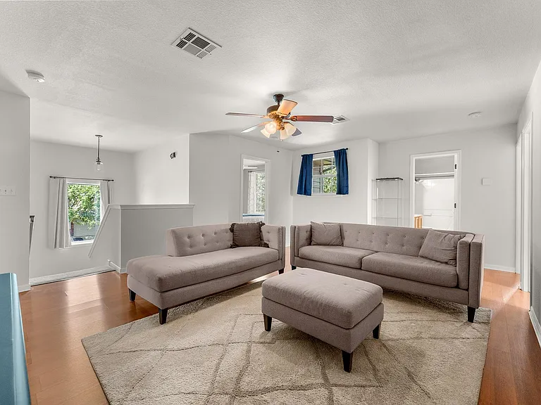 110 Stone Crest Blvd — Photo 15