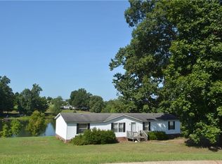 102 Malibu Ct, Belton, SC 29611