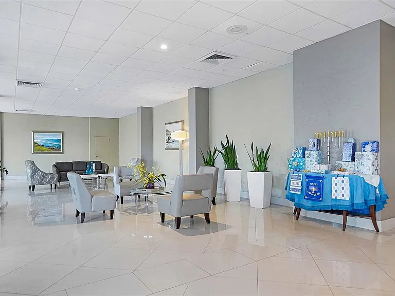 4250 Galt Ocean Dr #PHB — Photo 41