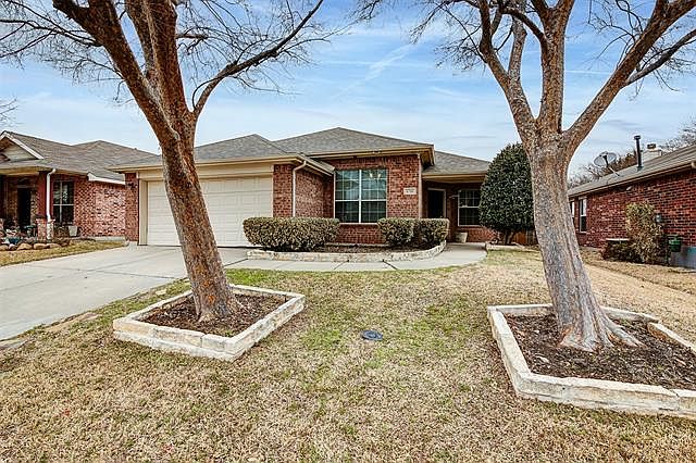 1st image of 6716 Oak Falls Dr