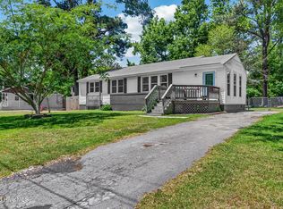 512 Woodhaven Drive, Jacksonville, NC 28540