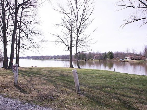 2nd image of 4118 Beech Dr