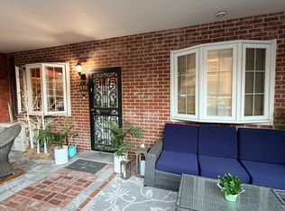 440 Hanover St APT 1B, Boston, MA 02113