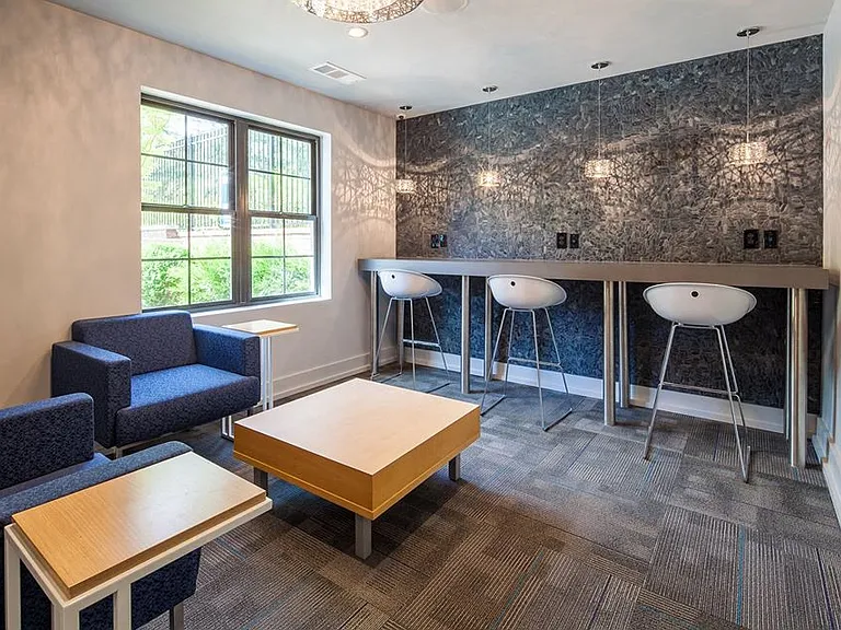 The Pointe at Lenox Park — Photo 6