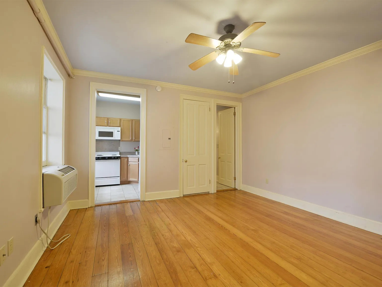 722-724 St Louis LLC - 722-301 — Photo 2