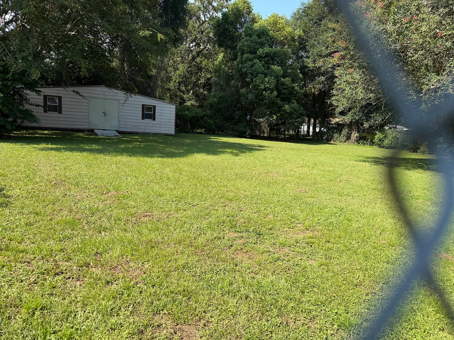 3 bed, 960 sqft, $1,500 — Photo 2