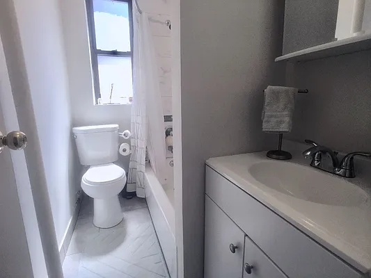 Rented by Sovereign Associates | media 19