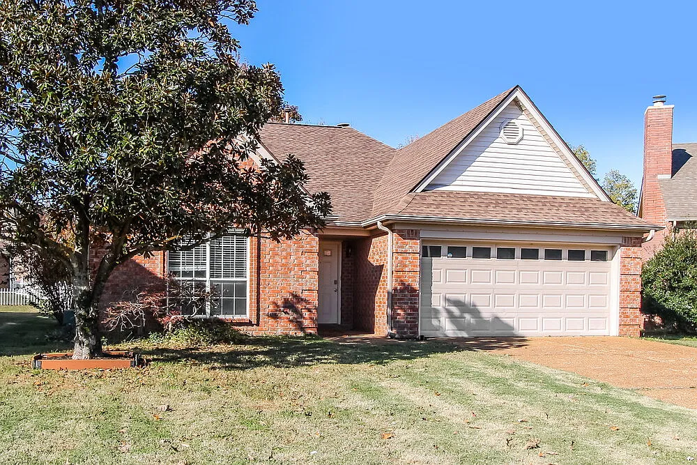 3 bed, 2.0 bath, 1783 sqft, $2,070 — Photo 4