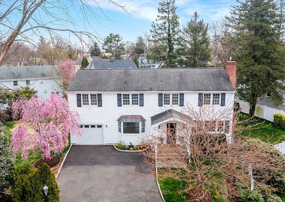 302 Sound Beach Ave