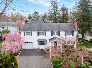 302 Sound Beach Ave, Old Greenwich, CT 06870