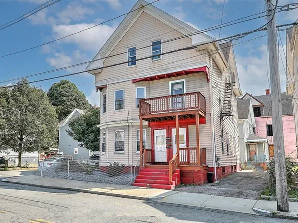 676-678 Chalkstone Ave, Providence, RI 02908