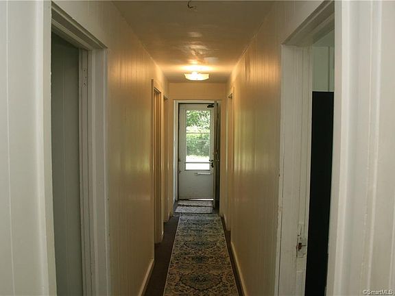4th image of 247 Tolland Tpke #B