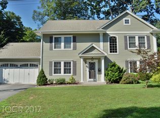 119 Wood St, Wyckoff, NJ 07481