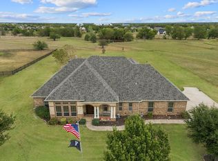 1066 Canyon Lake Rd, Wills Point, TX 75169