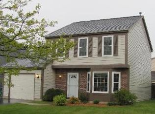 714 Crossland Dr, Grayslake, IL 60030