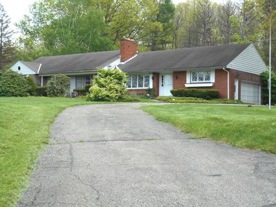 3406 N Hermitage Rd, Sharon, PA, 16150