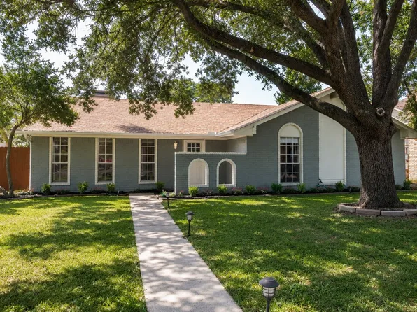 1818 Trowbridge St, Garland, TX 75044