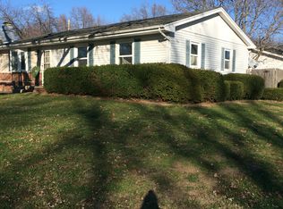 56 Longbow Ln, Springfield, IL 62704