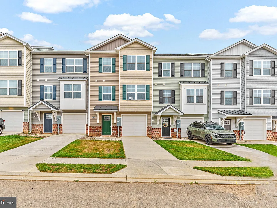 147 Olga Dr