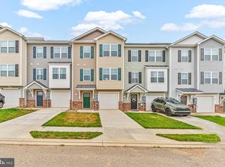 147 Olga Dr, Martinsburg, WV 25403