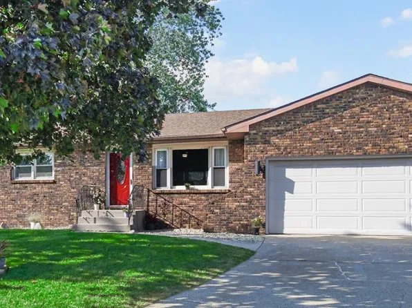 1943 Jackson St, Portage, IN 46368