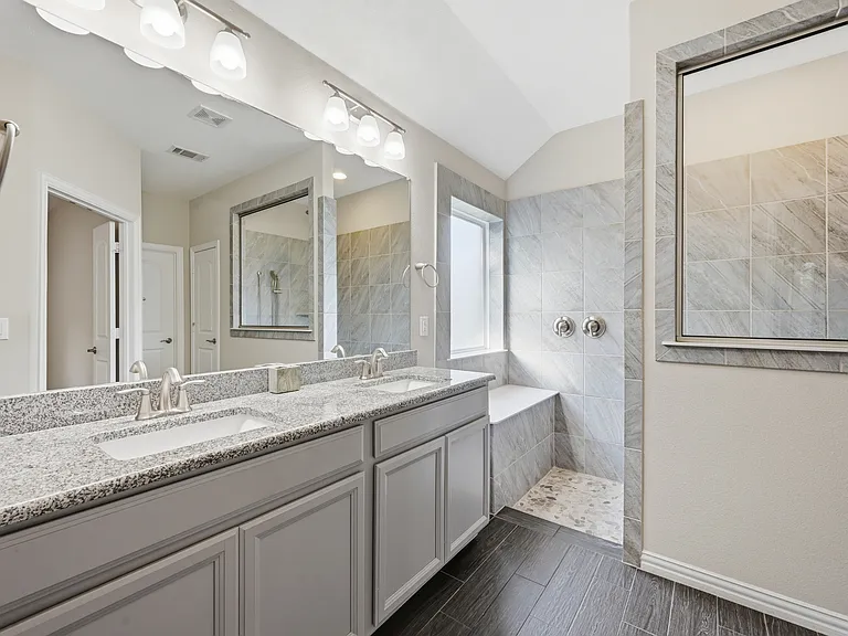 405 Windward Dr — Photo 20