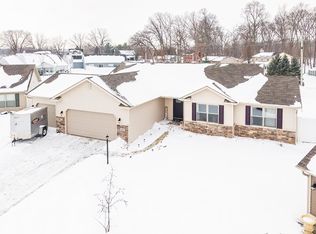 3825 Gregory Ct, Warsaw, IN 46582