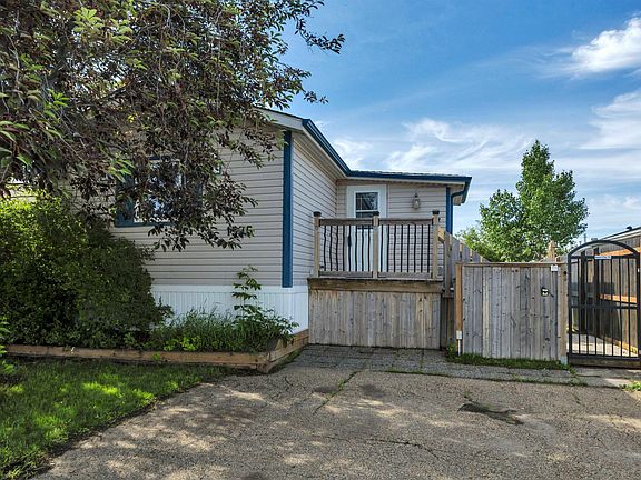 2nd image of 1575 Jubilee Dr