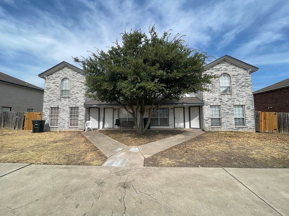 1st image of 4505 Deek Dr APT A