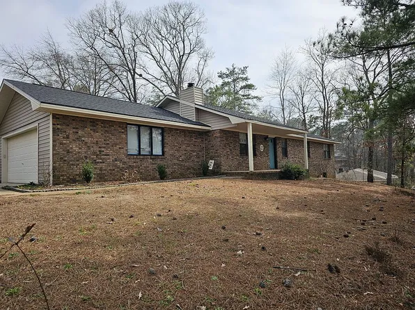 310 Dogwood Glen Dr, Centerville, GA 31028