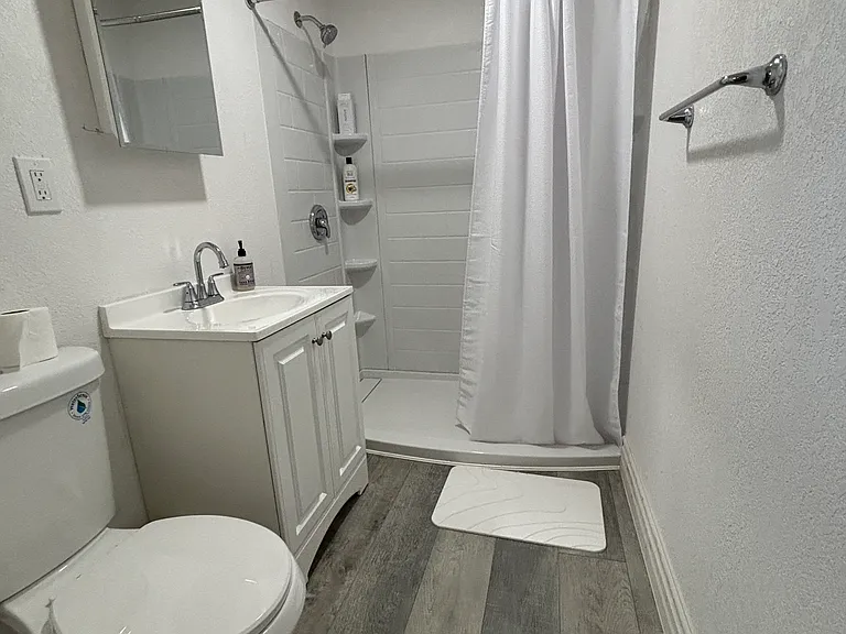 800 Antonio Dr #1 — Photo 20