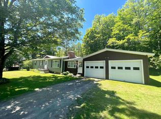 33 Upper Village Rd, Chelsea, VT 05038