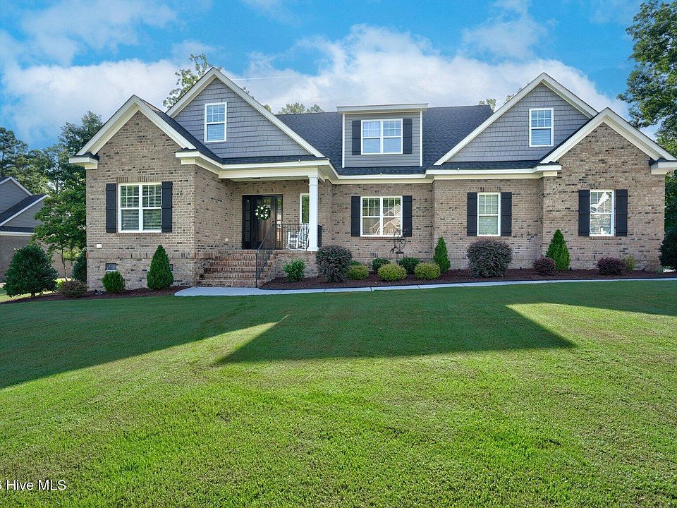 1st image of 1385 Blue Heron Drive