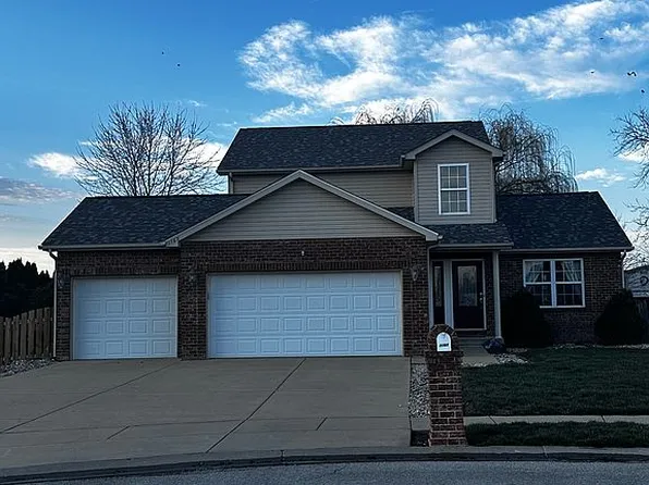 1163 Larkspur Dr, Mascoutah, IL 62258