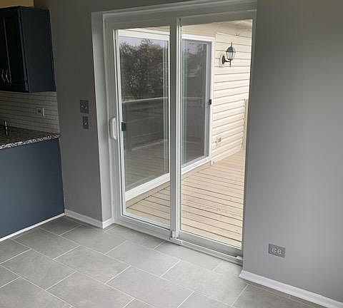 5th image of 1644 Commodore Ct #1600