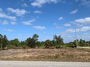 707 E 9th St, Lehigh Acres, FL 33972