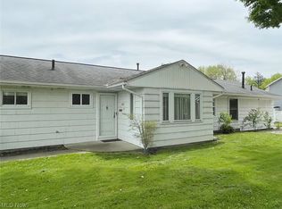 302 Kinsey Ct NW, Navarre, OH 44662